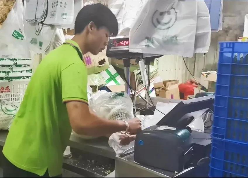 稻乐园侯岑仄:带领年轻90后和00后团队,年营业额冲破6000万 稻乐园侯岑仄:带领年轻90后和00后团队,年营业额冲破6000万